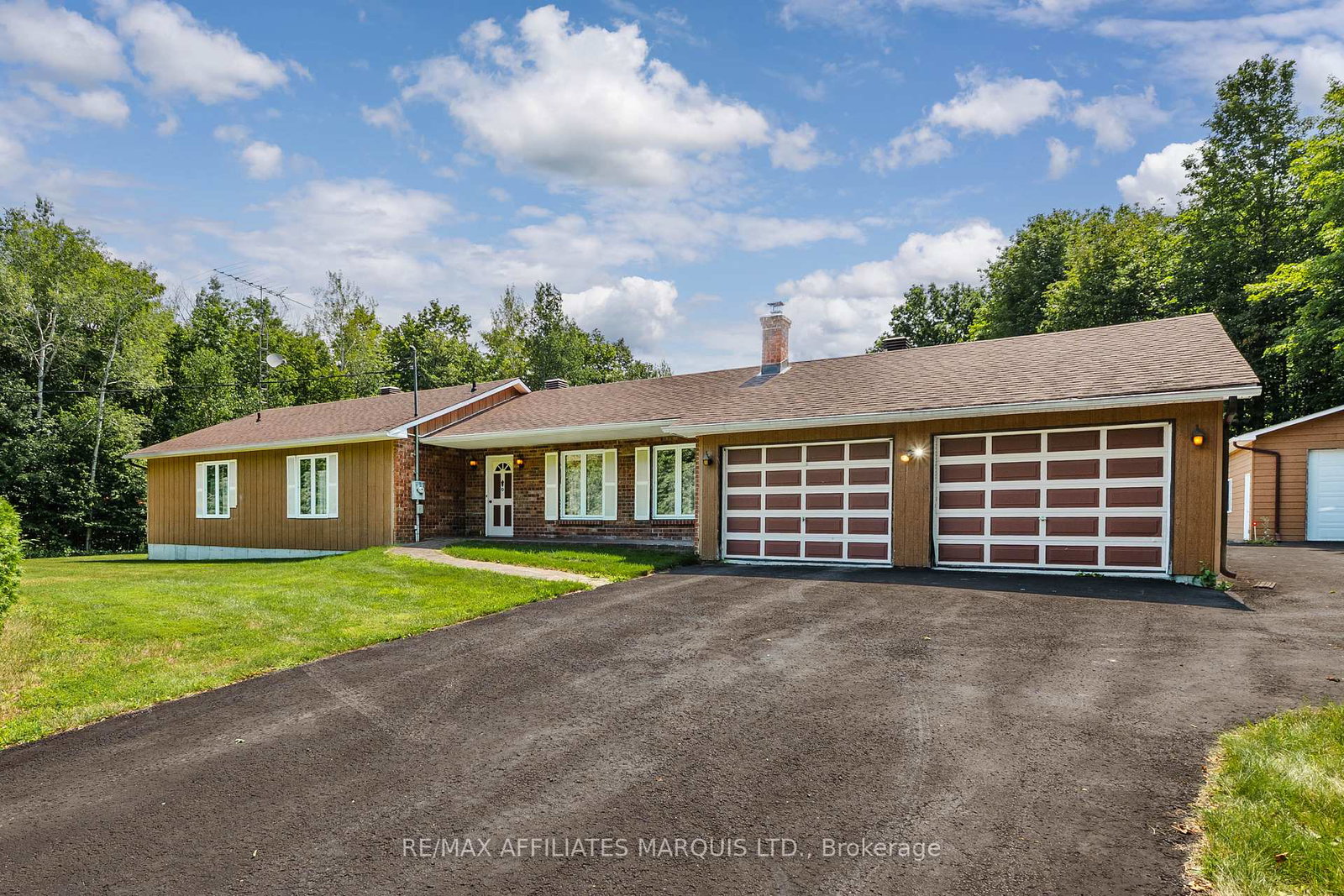 19458-caber-road-south-glengarry-ontario-x13607408