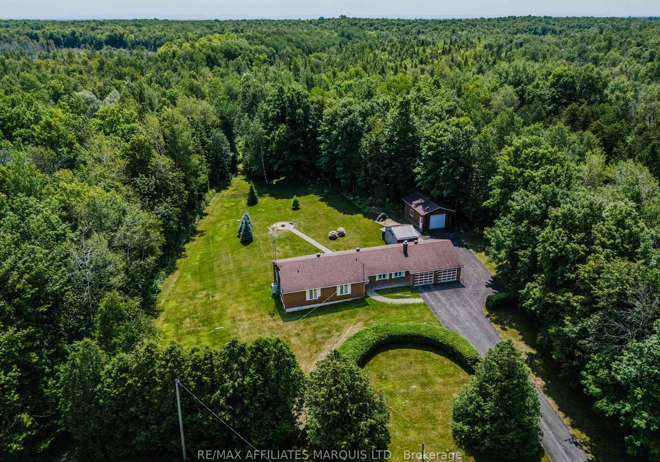19458-caber-road-south-glengarry-ontario-x13607408