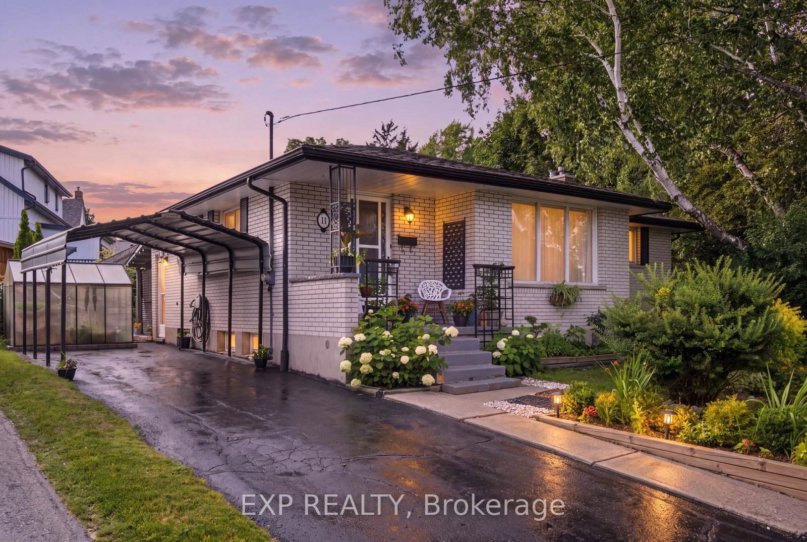 11-summit-crescent-guelph-ontario-x13607454