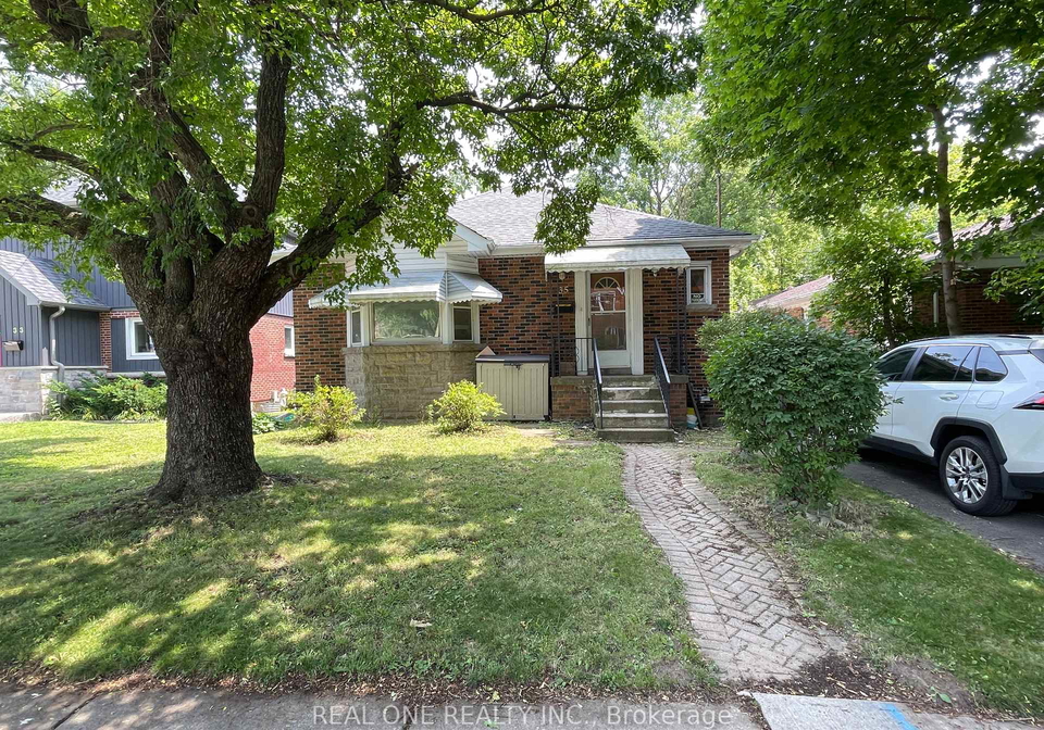 35-bowman-a-street-hamilton-ontario-x13607528