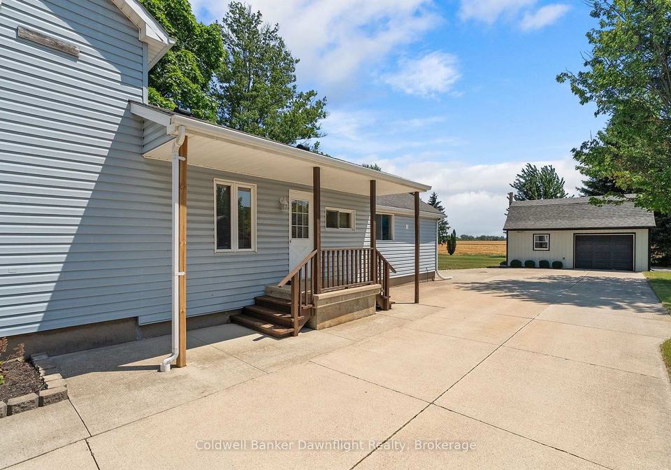 183-victoria-avenue-south-huron-ontario-x13607852