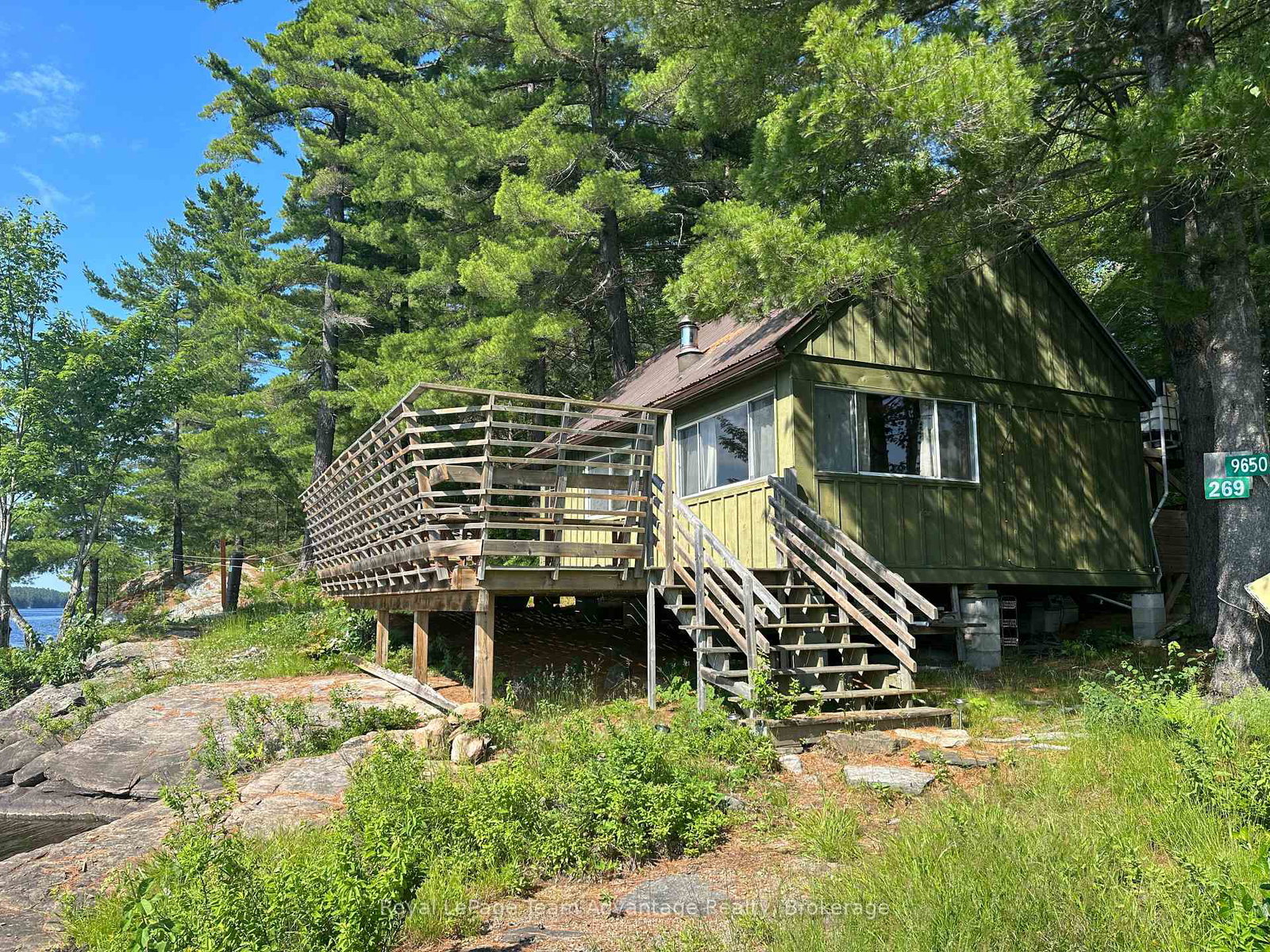 9075-harris-lake-water-whitestone-ontario-x13607950