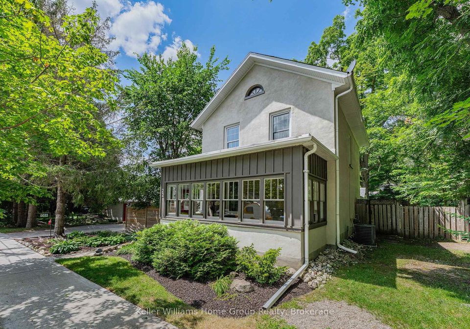 22-sophia-street-centre-wellington-ontario-x13607986