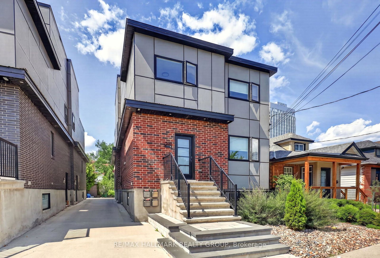 359-whitby-avenue-ottawa-ontario-x13608058