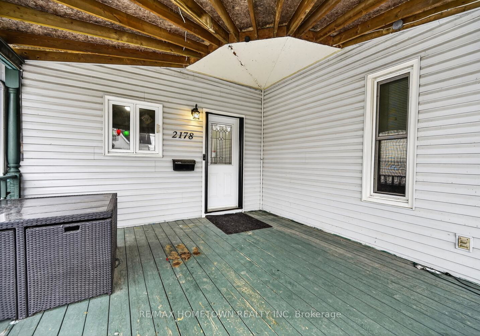 2178-dundas-street-e-edwardsburghcardinal-ontario-x13608080