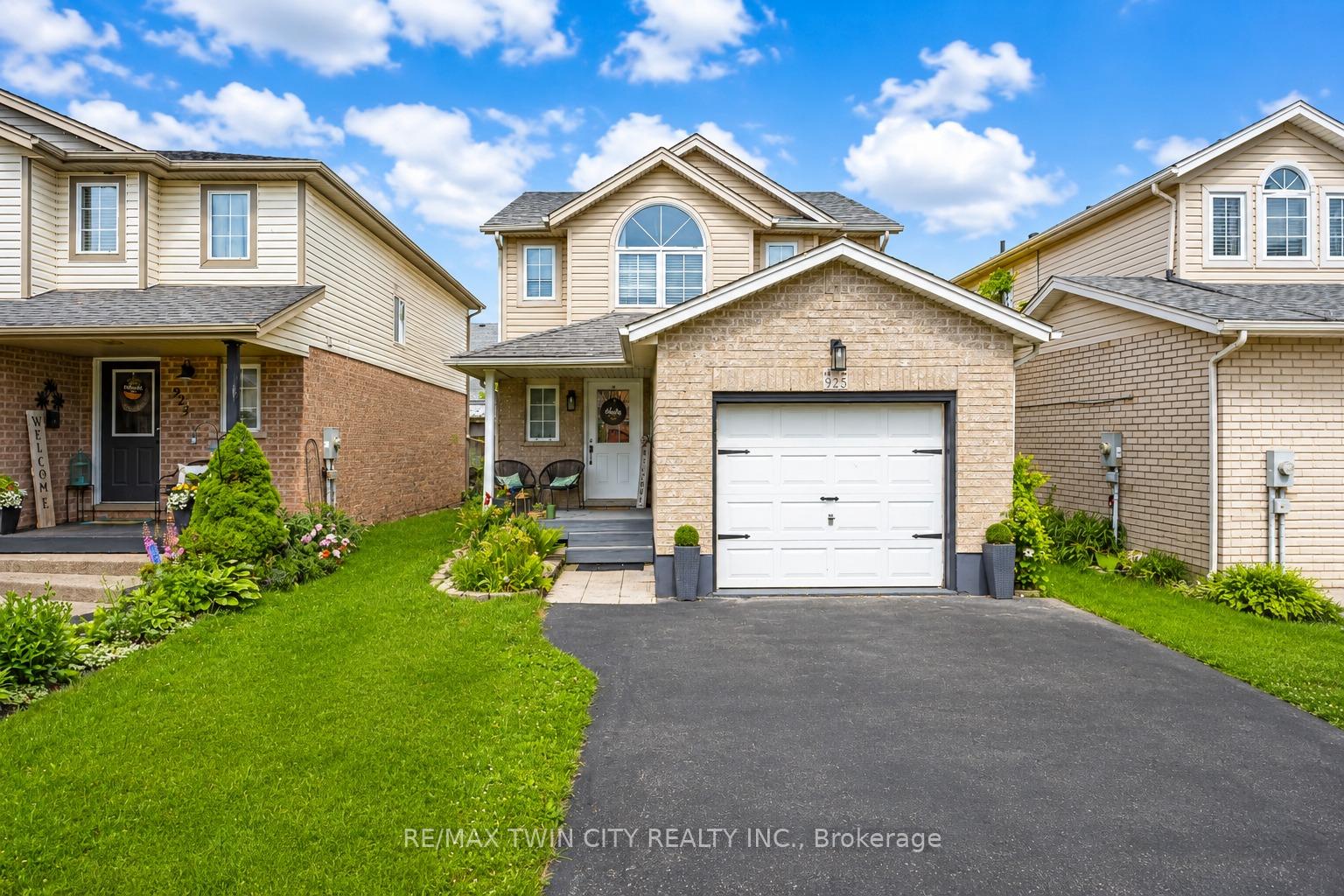 925-copper-leaf-crescent-kitchener-ontario-x13608148