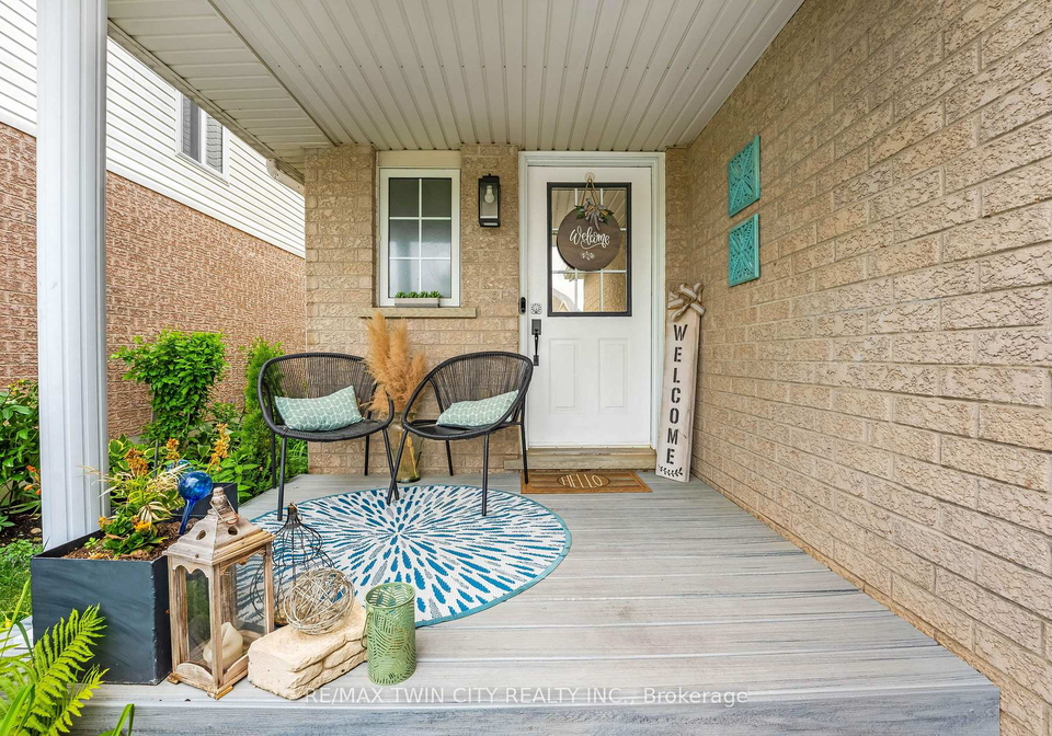 925-copper-leaf-crescent-kitchener-ontario-x13608148