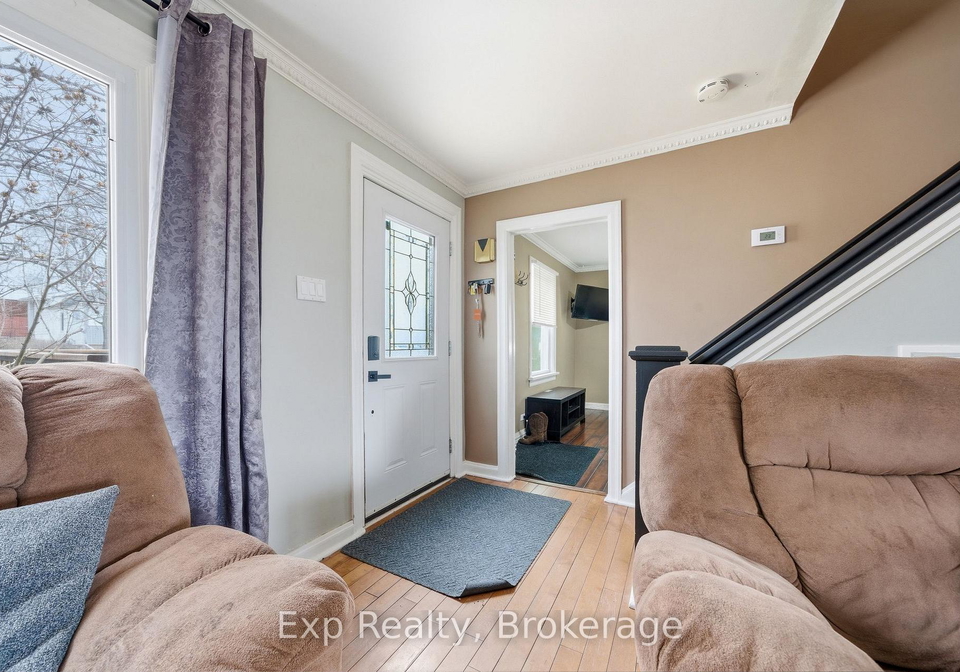 10-valleyview-crescent-belleville-ontario-x13608158