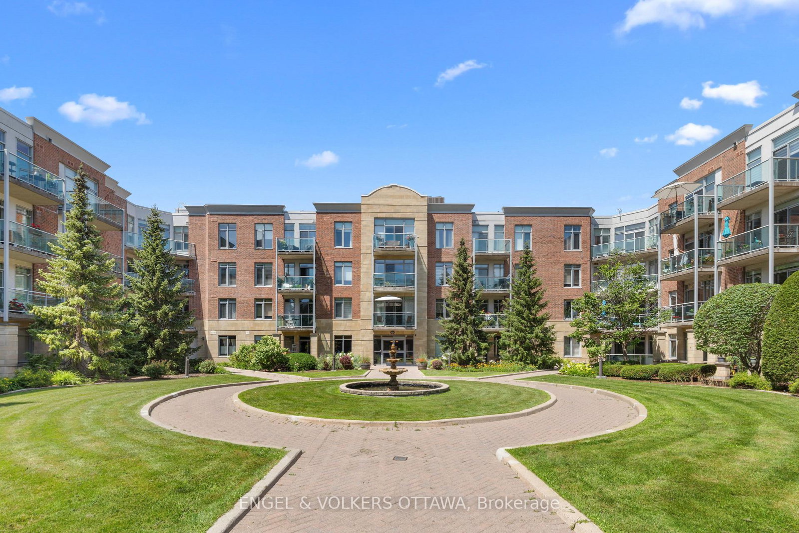 205-bolton-street-ottawa-ontario-x13608392