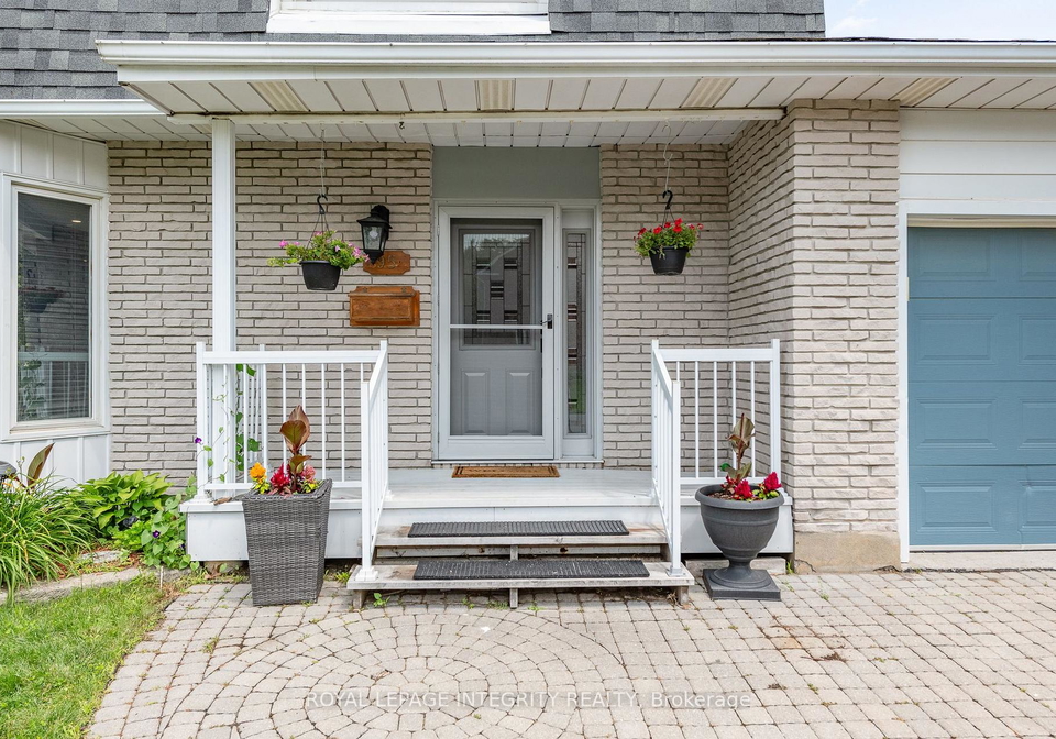 95-mcclellan-road-ottawa-ontario-x13608424