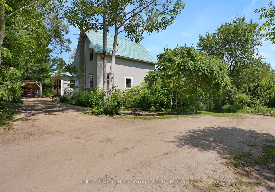 1794-east-road-loop-hastings-highlands-ontario-x13608692