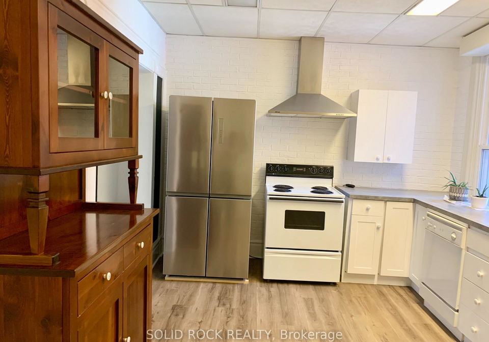 71-king-street-e-brockville-ontario-x13608994