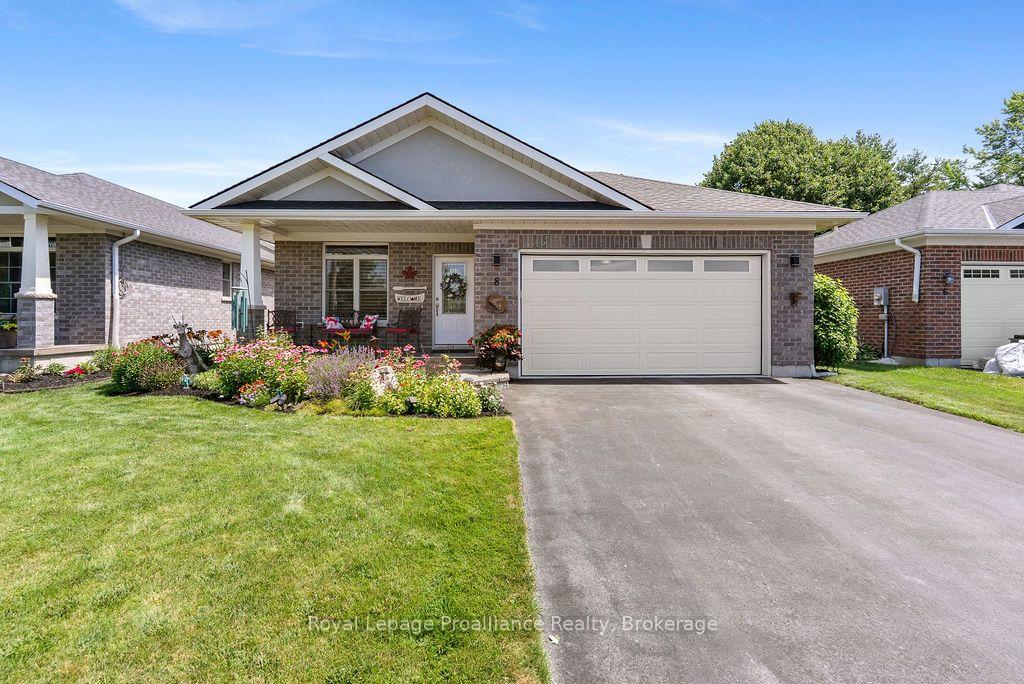 8-berwick-street-stirling-rawdon-ontario-x13609052