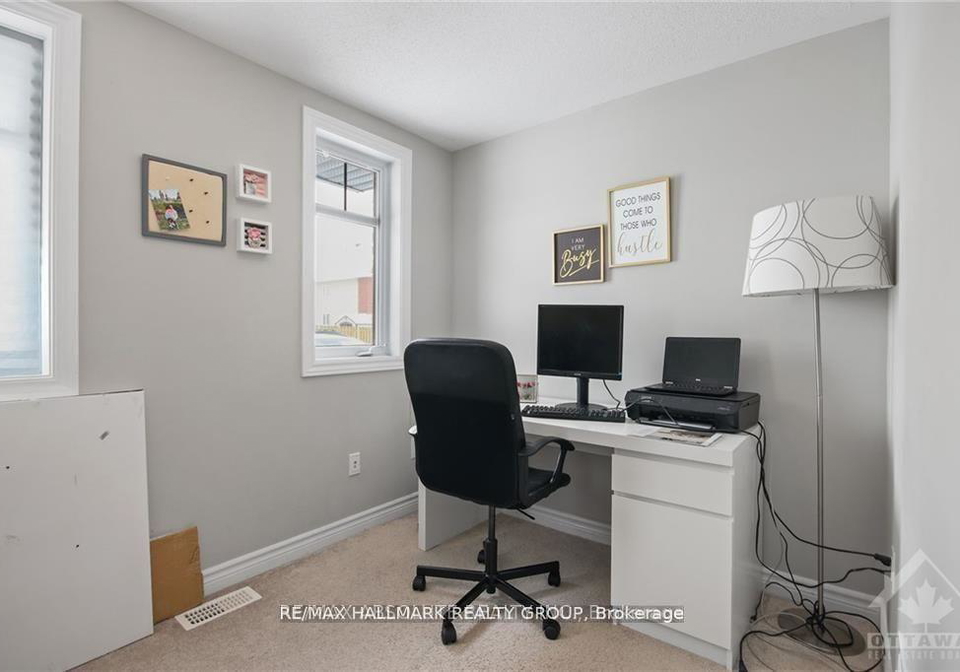 100-lerta-way-ottawa-ontario-x13609128