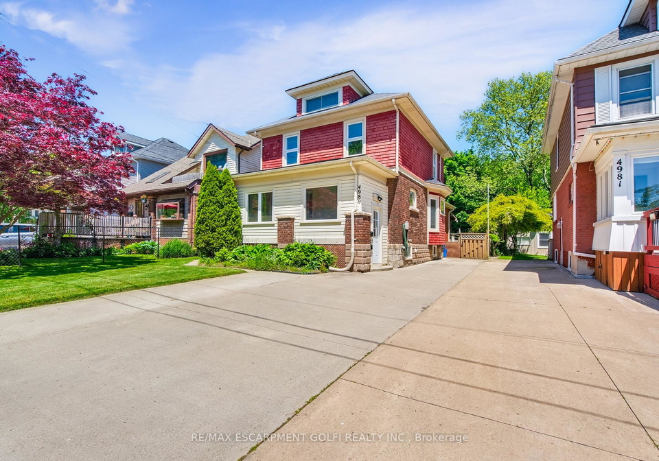 4989-willmott-street-niagara-falls-ontario-x13609254
