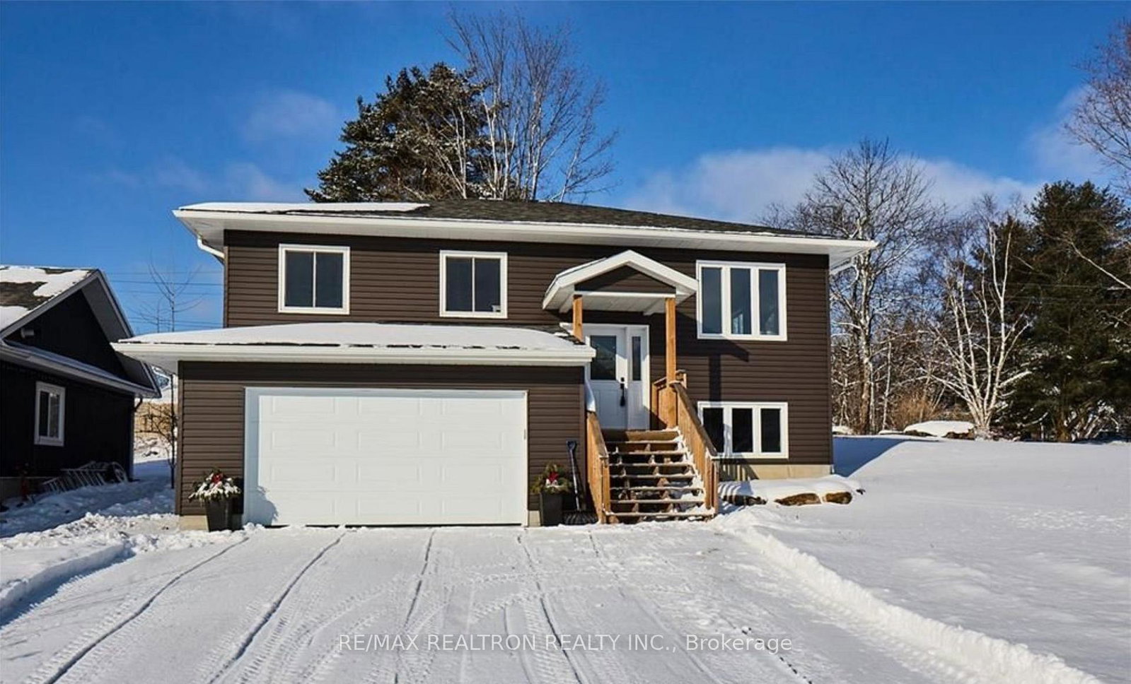 1-northdown-street-huntsville-ontario-x13609316