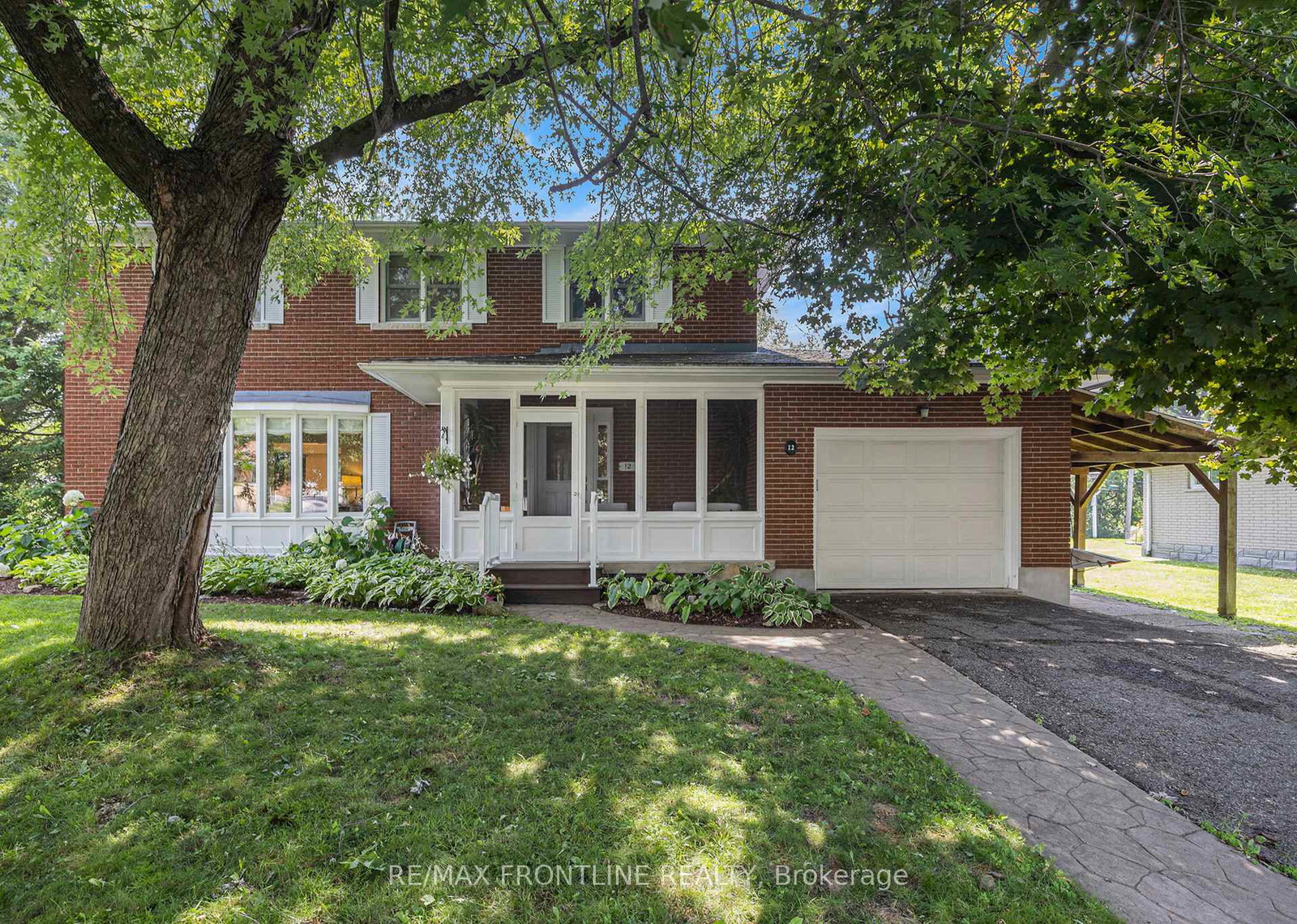 12-glenview-crescent-perth-ontario-x13609466