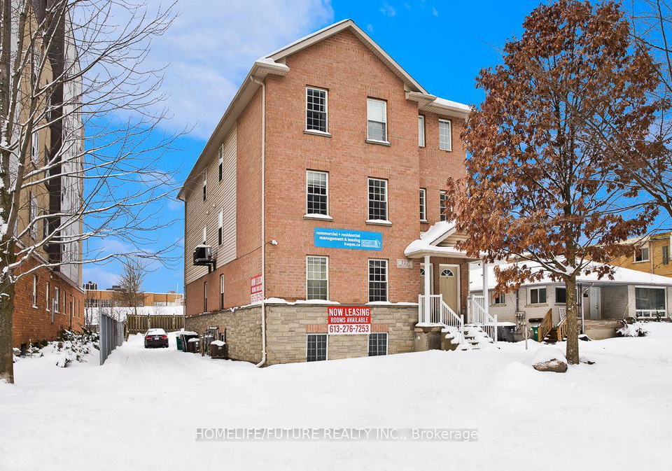 327-spruce-street-waterloo-ontario-x13609532
