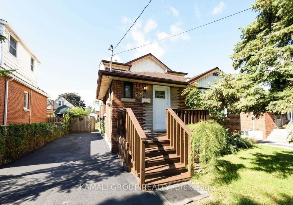 352-east-18th-street-hamilton-ontario-x13609556