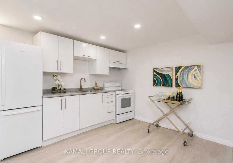 352-east-18th-street-hamilton-ontario-x13609556