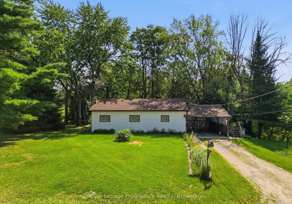 42-b-hawkins-bay-road-tweed-ontario-x13609564