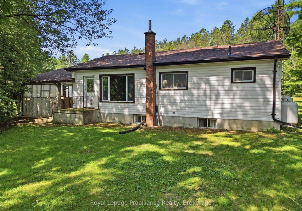 42-b-hawkins-bay-road-tweed-ontario-x13609564