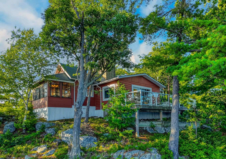 0-island-db71-the-archipelago-ontario-x13609578