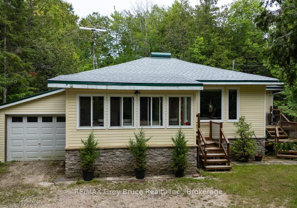 496-berford-lake-road-south-bruce-peninsula-ontario-x13609732