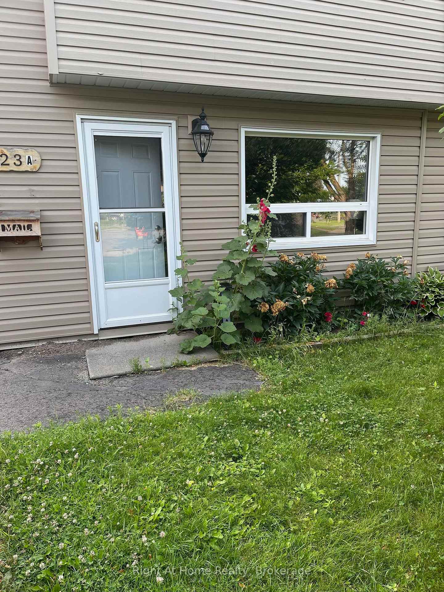 323a-wentworth-crescent-thunder-bay-ontario-x13609780