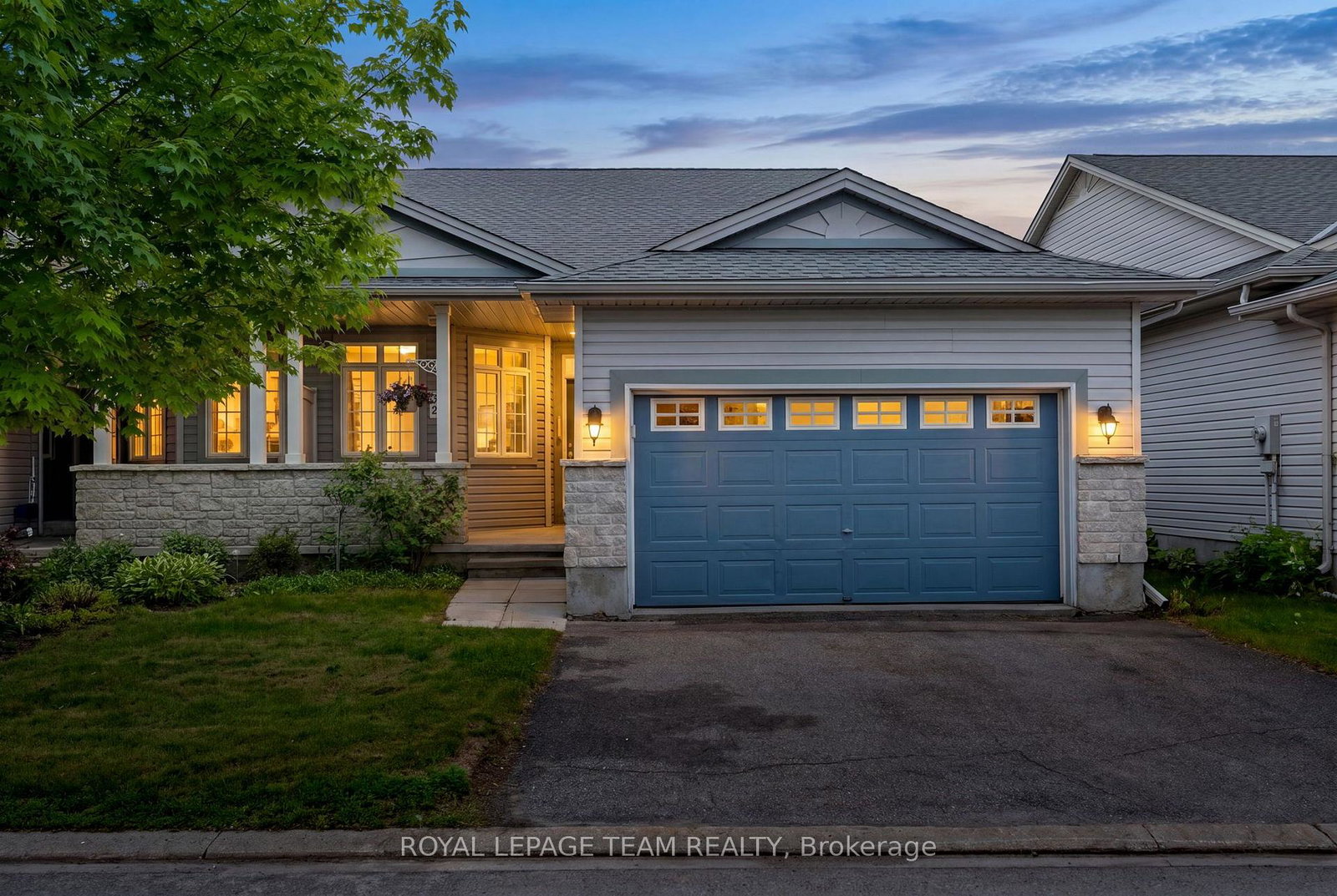 52-village-walk-private-ottawa-ontario-x13609834