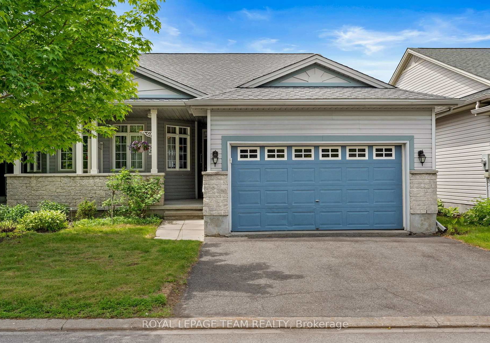 52-village-walk-private-ottawa-ontario-x13609834