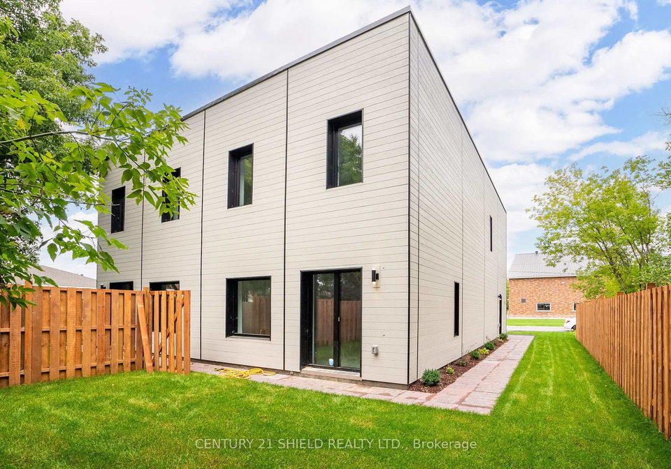 6645-glen-walter-park-road-south-glengarry-ontario-x13609856