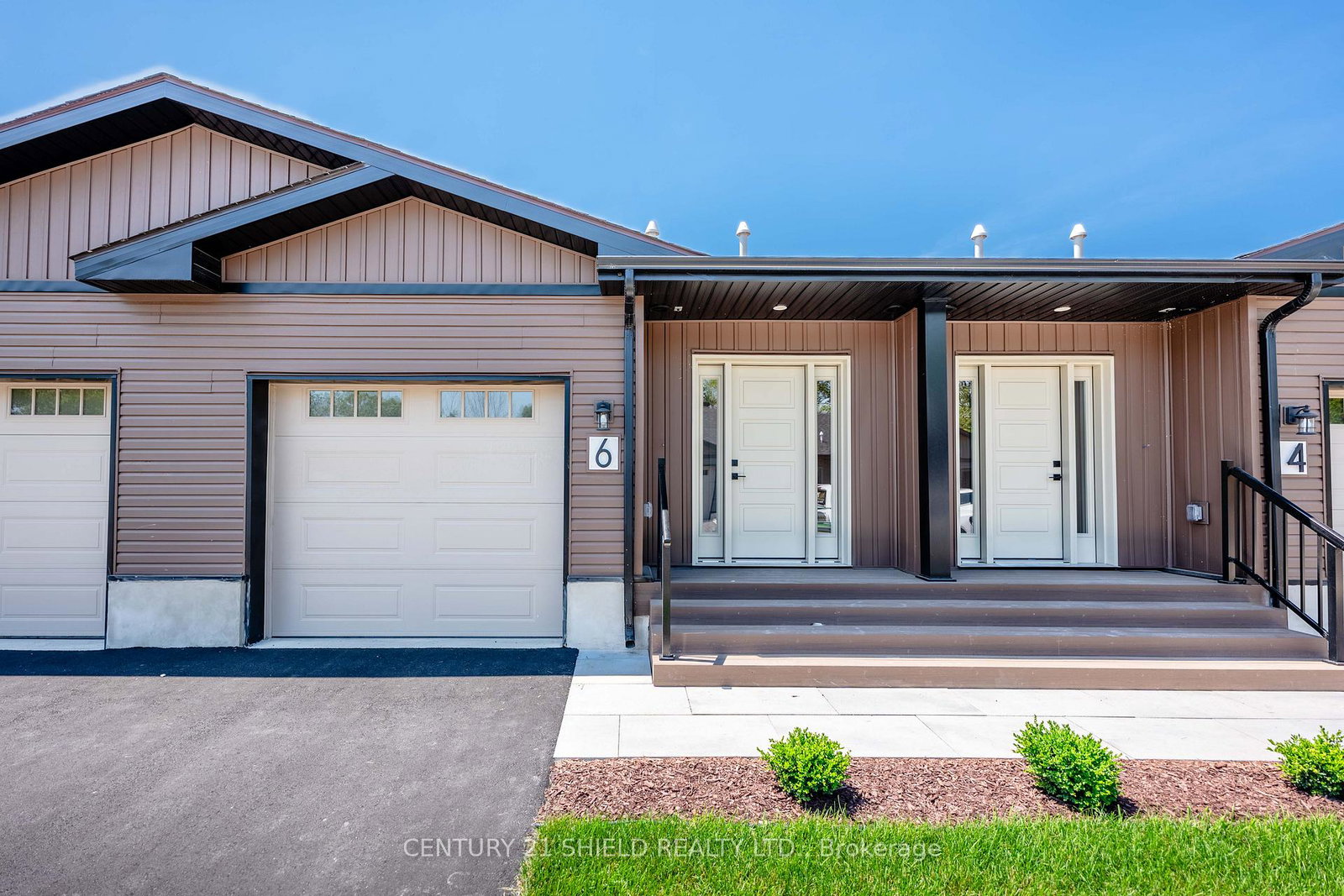 22-erindale-lane-south-stormont-ontario-x13609930
