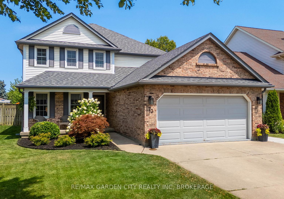 73-west-farmington-drive-st-catharines-ontario-x13609938