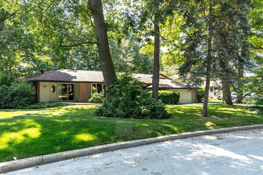 44-colquhoun-crescent-hamilton-ontario-x13609948