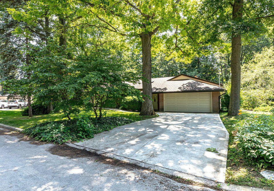 44-colquhoun-crescent-hamilton-ontario-x13609948