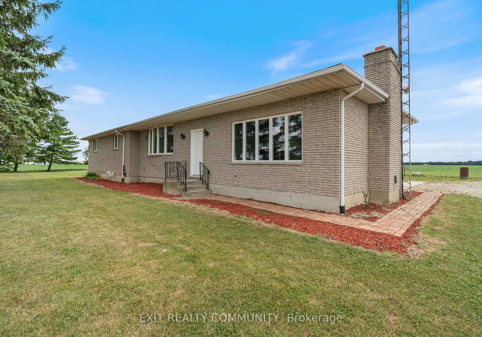 30035-hale-school-road-chatham-kent-ontario-x13609974