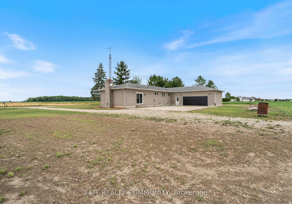 30035-hale-school-road-chatham-kent-ontario-x13609974