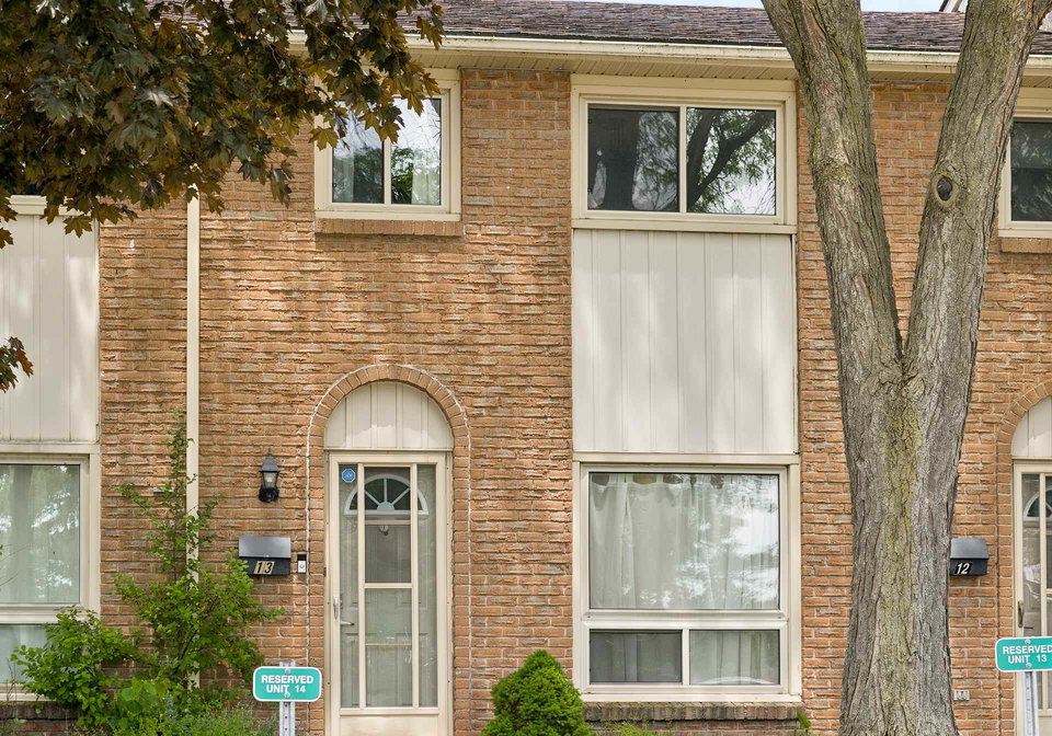 165-green-valley-drive-kitchener-ontario-x13609996