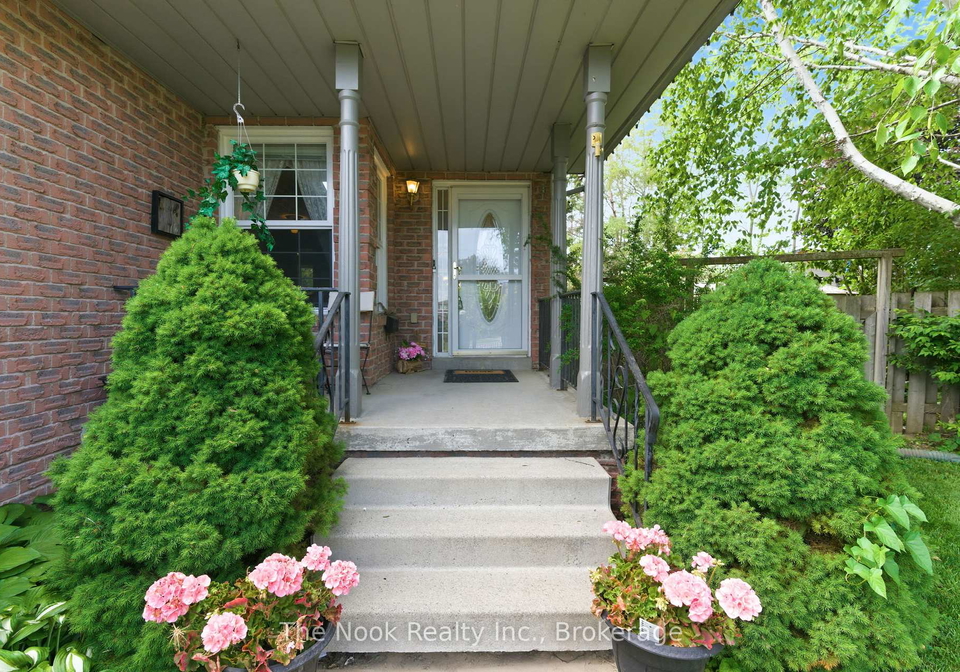 14-curtis-court-port-hope-ontario-x13610054