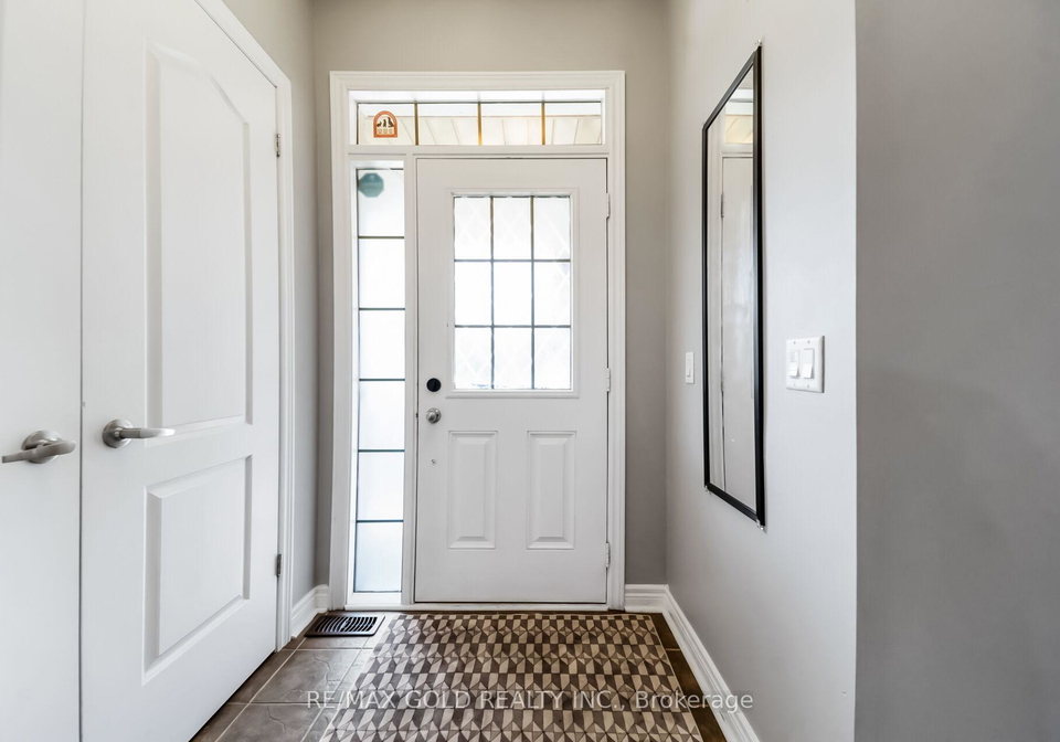 792-arthur-parker-avenue-woodstock-ontario-x13610062