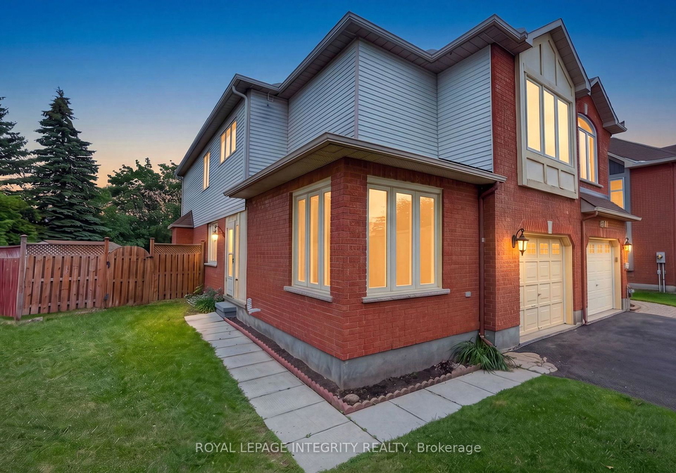 137-hunterswood-crescent-ottawa-ontario-x13610266