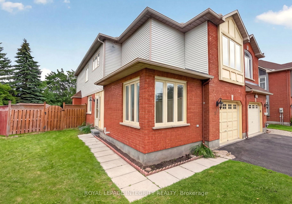 137-hunterswood-crescent-ottawa-ontario-x13610266