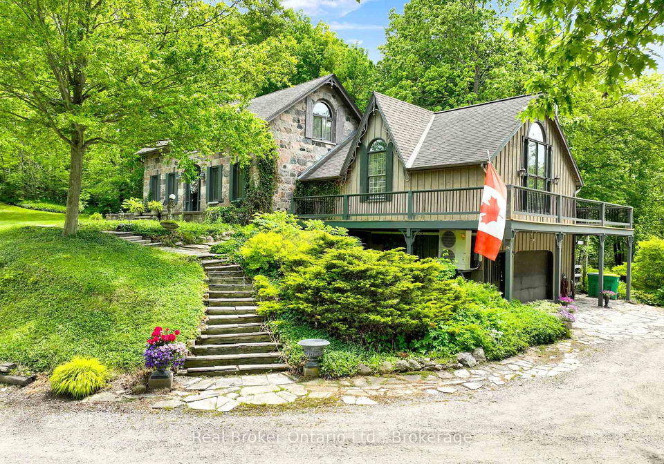 4766-hyndman-drive-southwest-middlesex-ontario-x13610328