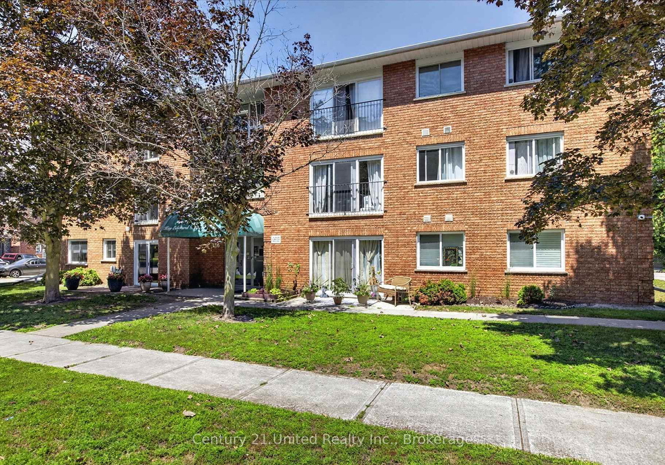 136-ware-street-peterborough-ontario-x13610344