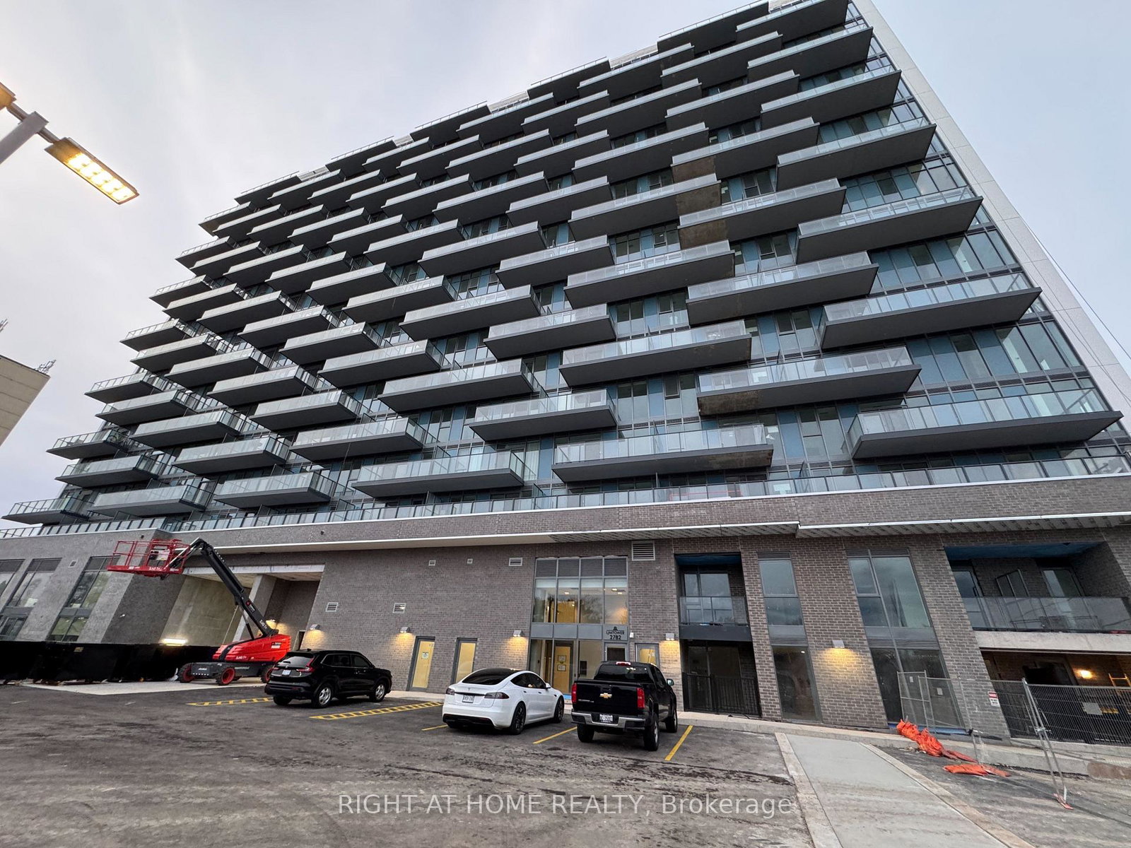 2782-barton-street-hamilton-ontario-x13610522