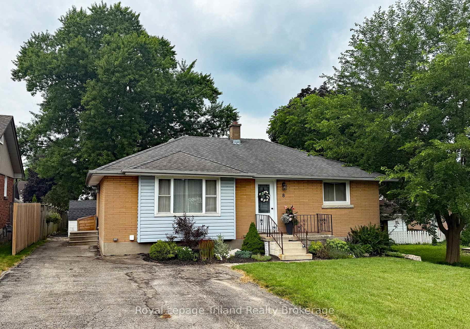 8-dougall-street-south-west-oxford-ontario-x13610534