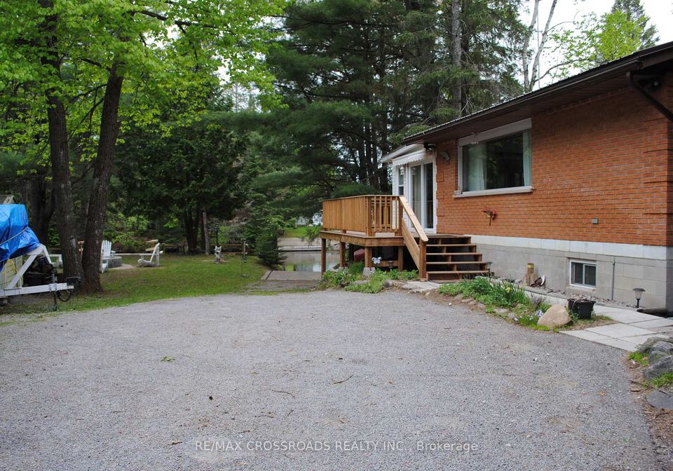 15-brook-road-kawartha-lakes-ontario-x13610638