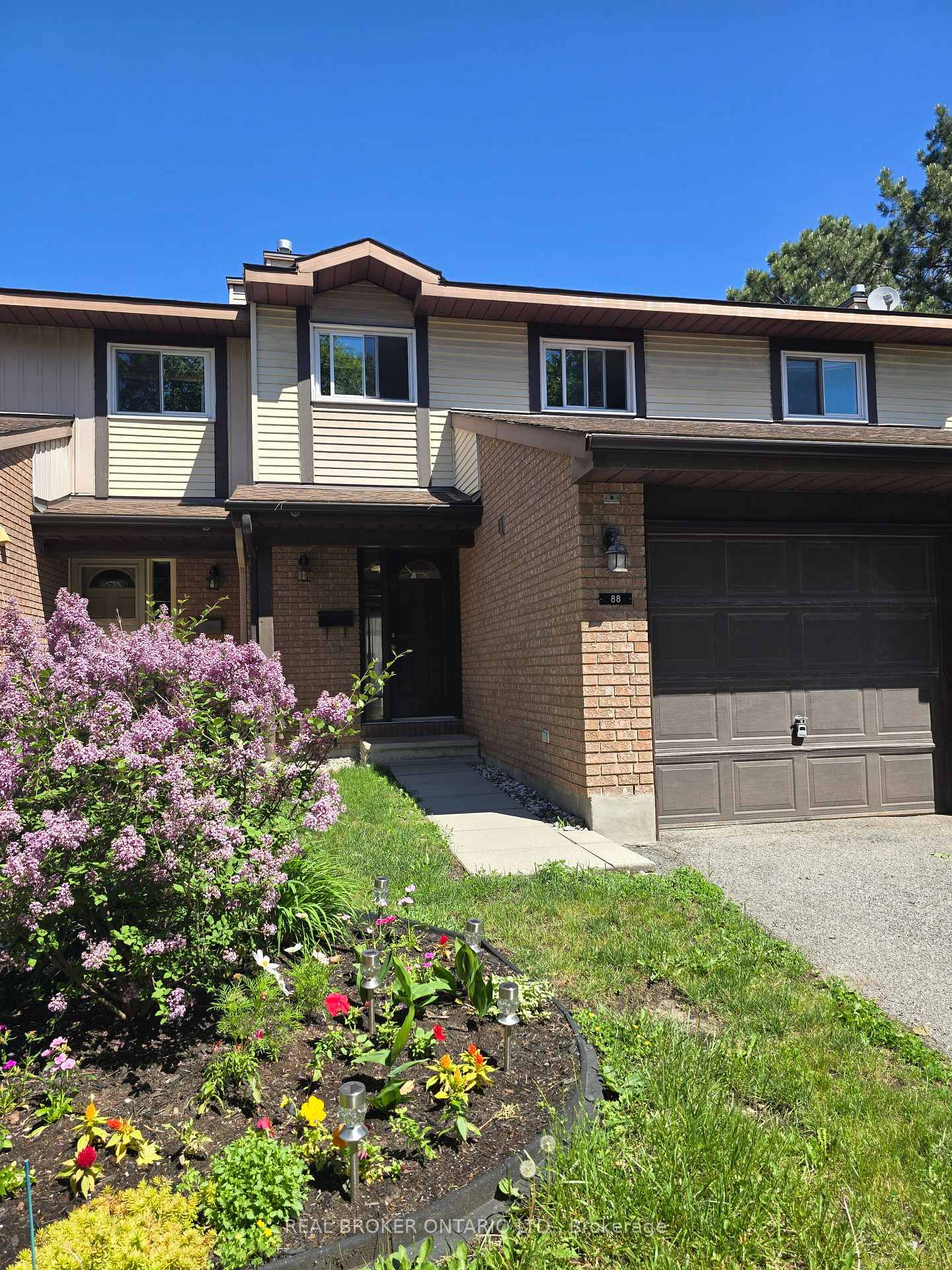 88-clarkson-crescent-kanata-ontario-x13610730