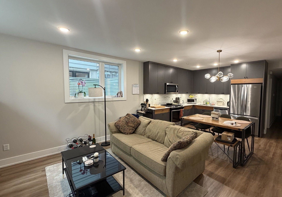 304-elmgrove-avenue-ottawa-ontario-x13610748